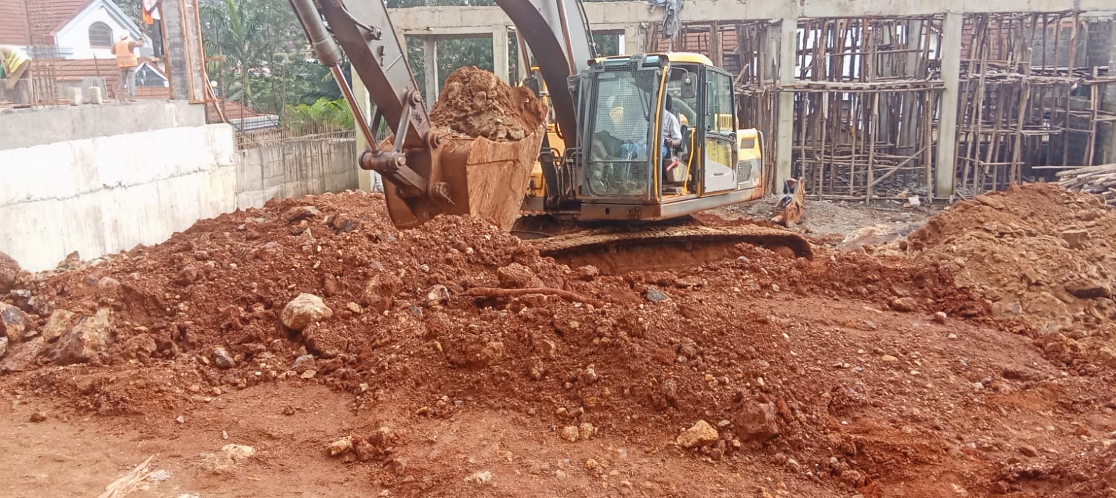 Volvo Excavator Week 10